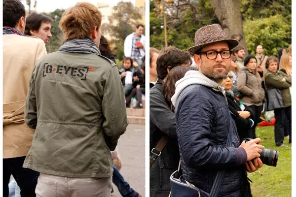 Ellos, también, se lookean. Dos exponentes del universo masculino muy cancheros para una tarde francesa