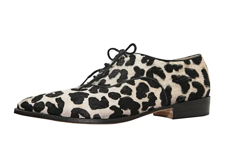 Acordonados en animal print (CHER, $3000)