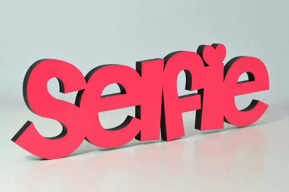 Letra de madera (Cachita Deco, $130)