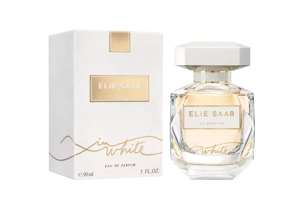 Afrutado, reinventa el acorde de flor de azahar y de pachulí. Elie Saab, Le Parfum in White, $ 1410