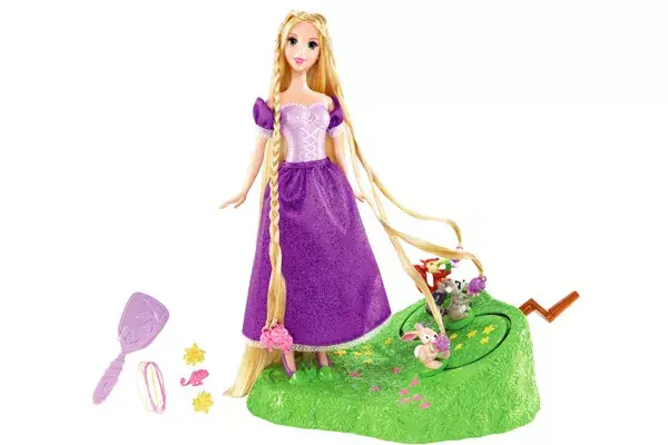 Muñeca Rapunzel con trenzador de cabello ($400)