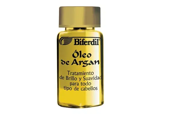 Óleo de argán. Retrasa el envejecimiento y combate el frizz (Biferdil, $18)
