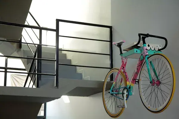 Esta tienda está pensada para que los ciclistas urbanos resuelvan todos sus problemas en un solo lugar