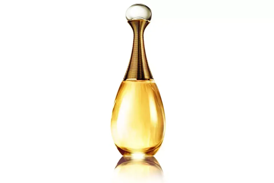 Perfume J''''''''adore de Dior de 100ml, que cumple 15 años, $1240