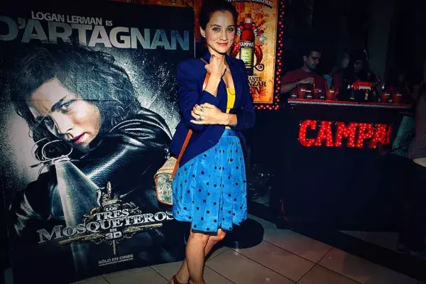 Bárbara Lombardo, nuestra chica de tapa de noviembre, estuvo en la avant premiere de Los Tres Mosqueteros realizada por Campari; ¿qué te pareció su outfit?