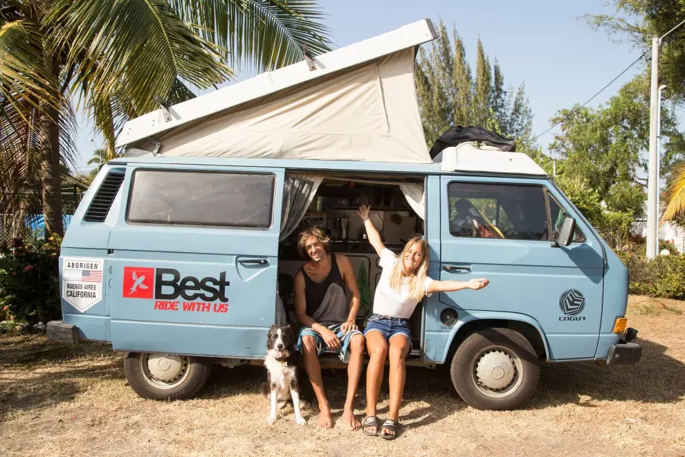 Esta pareja de argentinos partió en marzo de 2017 en su Westfalia del año 1984 a recorrer el continente americano desde Argentina hasta EEUU.