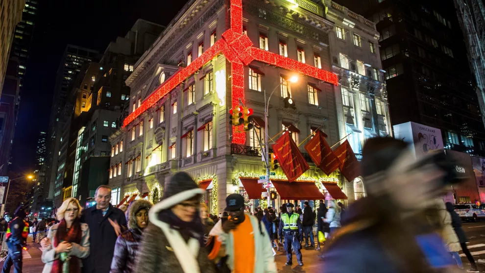 El edificio de Cartier, vestido para Navidad. Mariana Eliano