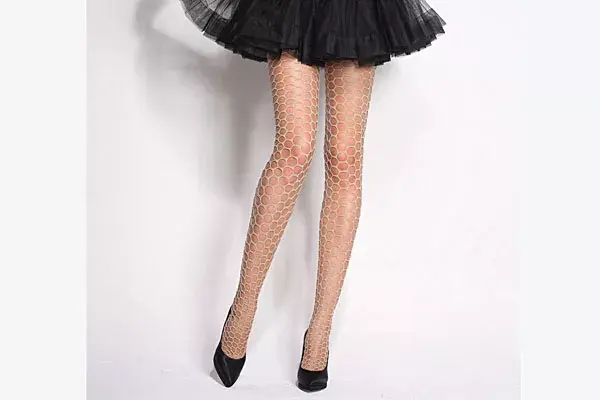 Red carne para las lady-like. En negro pueden sumarse a un conjunto más rocker