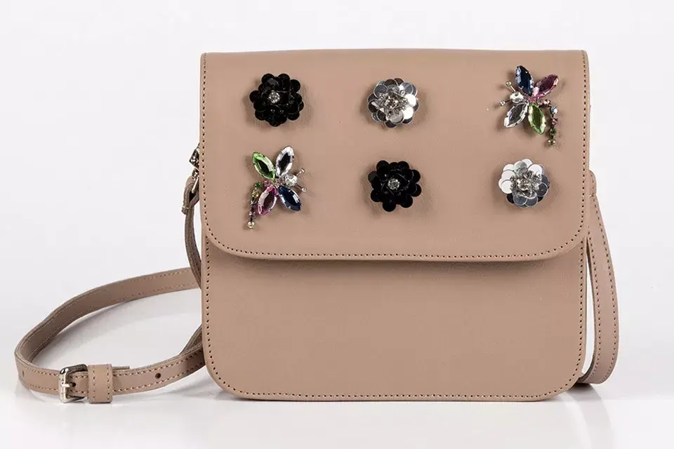 Carterita con apliques, Tessa, $2490