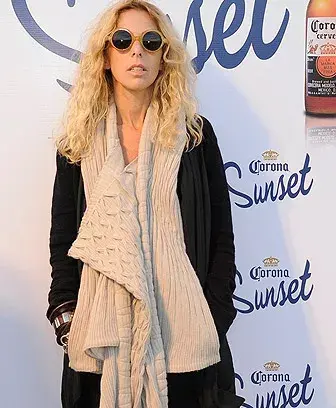 Misteriosa mujer: Jessica Trosman fue al evento de cerveza Corona en Punta. 