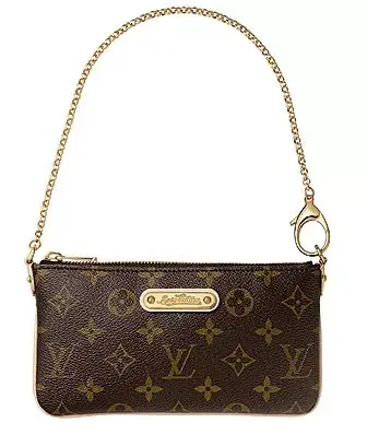Baguettina con herrajes (Louis Vuitton, U$S 3150)
