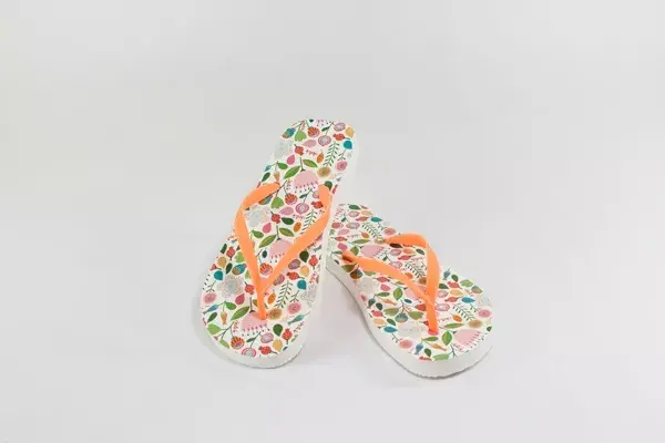 Ojota Summer (Chuick,  $110)