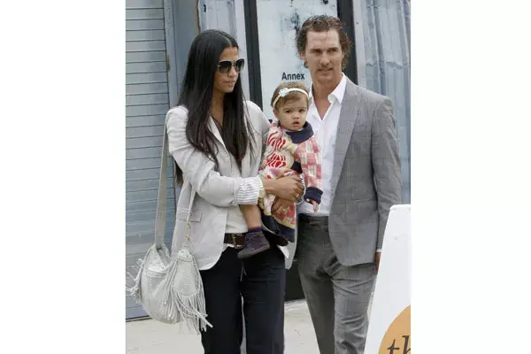 Mathew McConaughey está en pareja con la modelo brasileña Camila Alves, con la que tiene dos hijos