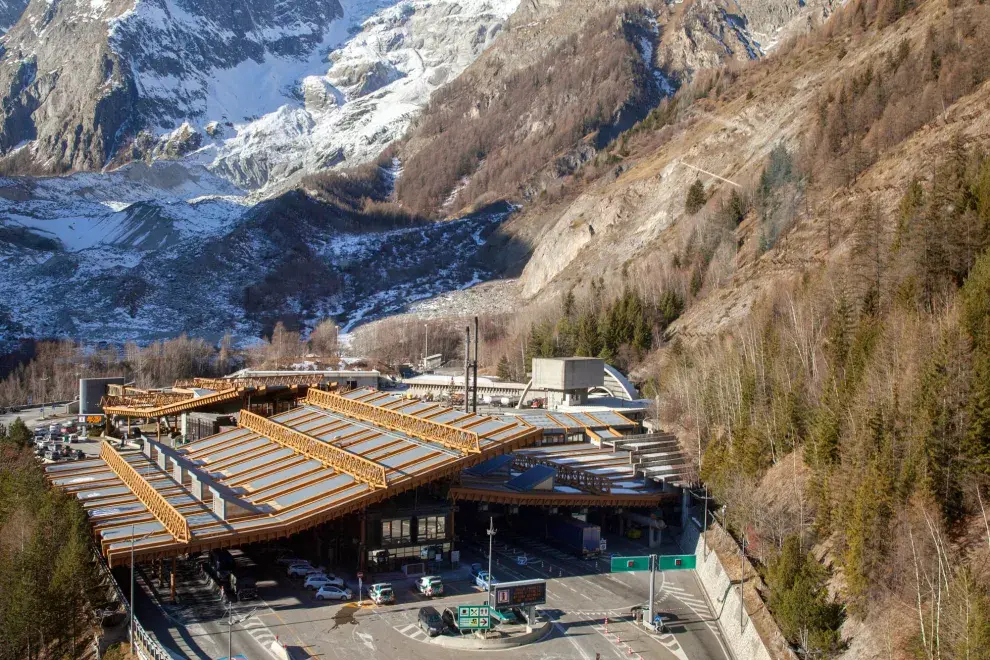 Francia e Italia unidos por un túnel cerca del cielo