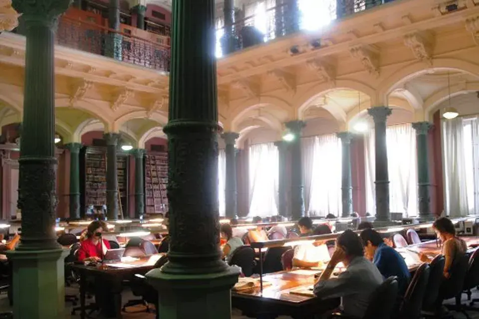 Esta biblioteca pública está especializada en Ciencias de la Educación y pedagogía