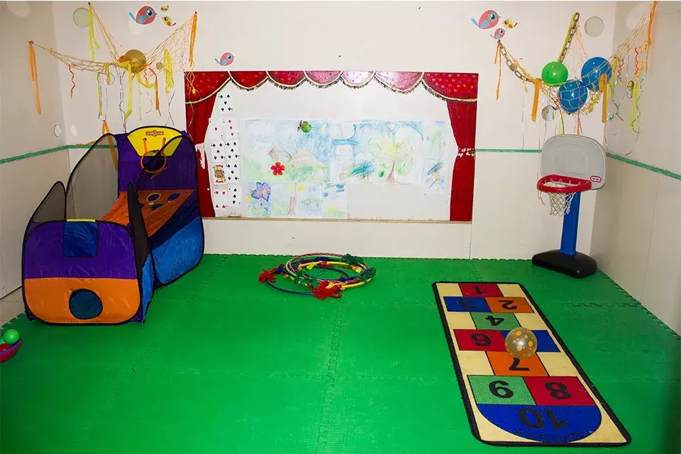 La plaza blanda para que se diviertan los más chicos
