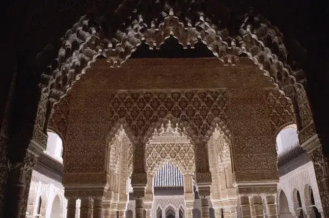 La Alhambra, digno destino de una peregrinación