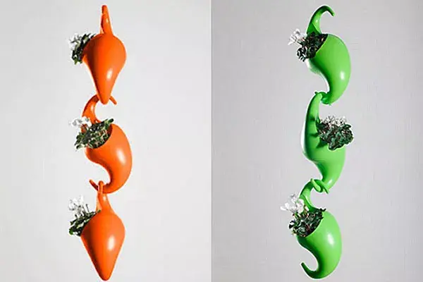 Macetas colgantes que casi no ocupan lugar, ideal para darle color a un ambiente