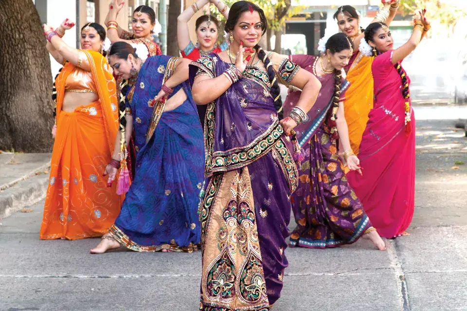 Manisha Chauhan es la única profesora de Bollywood dance en Argentina