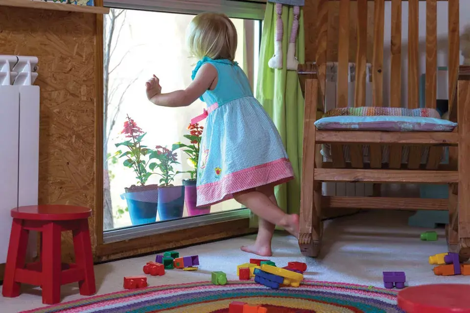 Comprar muebles que resistan el paso de la edad