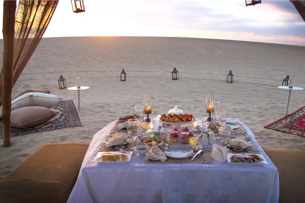 Cena en el desierto de Paracas al estilo Sex and the City. 