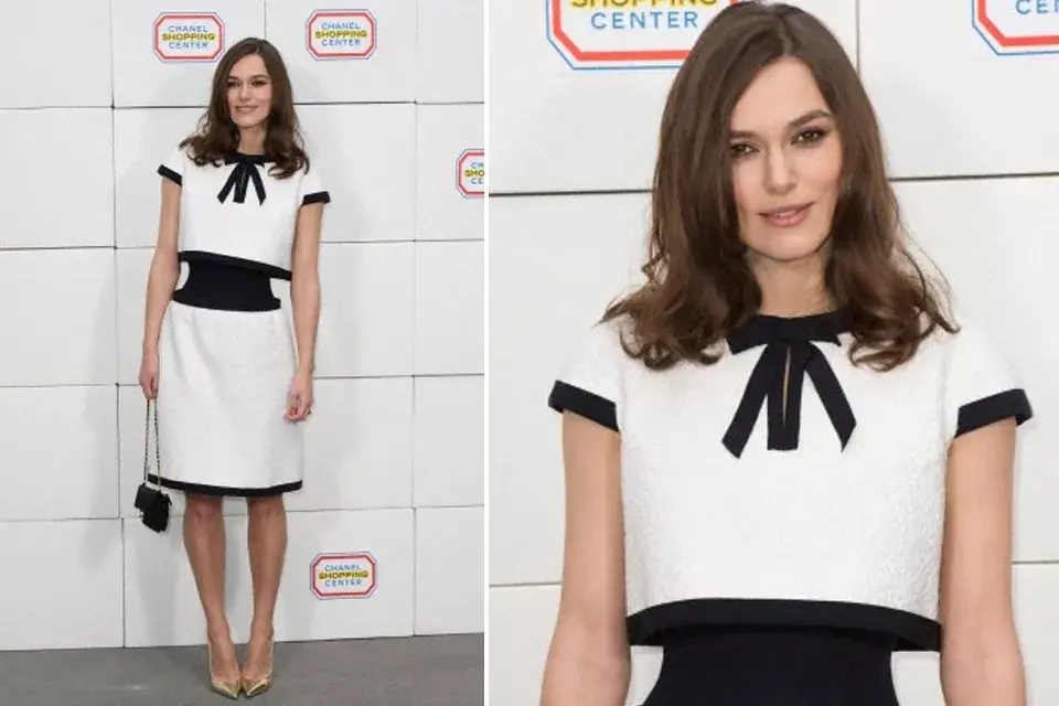 Keira Knightley protagonizó muchísimas campañas de la marca y nunca falta a los desfiles (obviamente, vestida de pies a cabeza de Chanel). Así la vimos en la Semana de la Moda de Paris