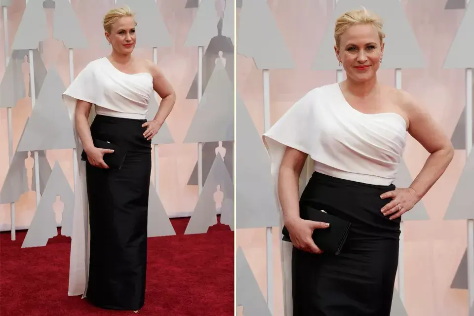 Patricia Arquette, elegante pero algo aburrida con un diseño en blanco y negro de Rosetta Getty