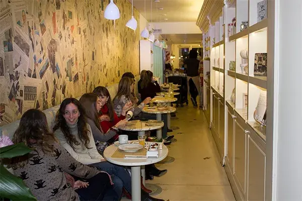 Mesitas para compartir tu té-cena con amigas
