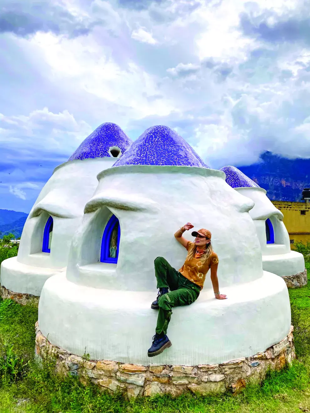 Estas casitas blancas (muy onda islas griegas) cortan el verde imponente de las yungas en el pueblo de San Francisco. 