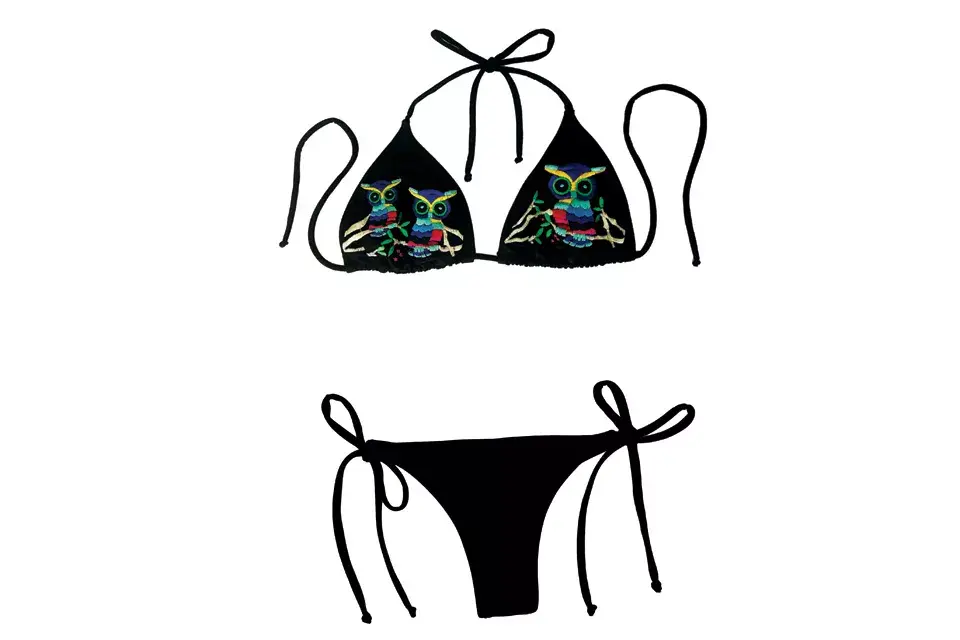 Bikini bordada (Luz de Mar, $1349 y $449)