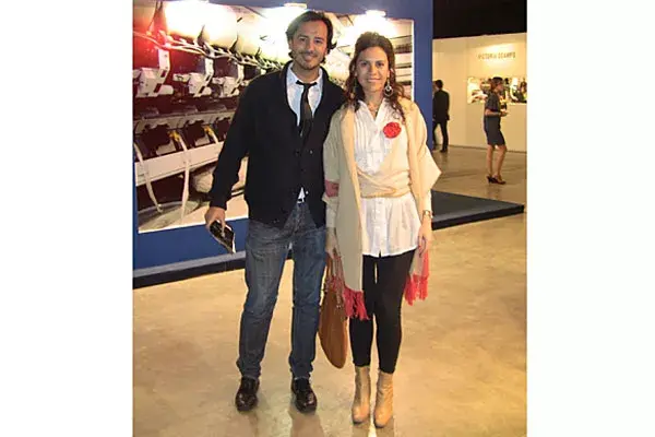 Para una salida en pareja, nos encantó este look