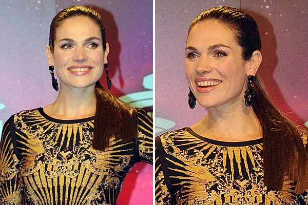 Muy formal, la actriz y modelo Anna Drijver también optó por una cola de caballo tirante hacia atrás