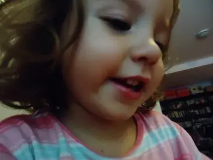 ¡Ay, ella!