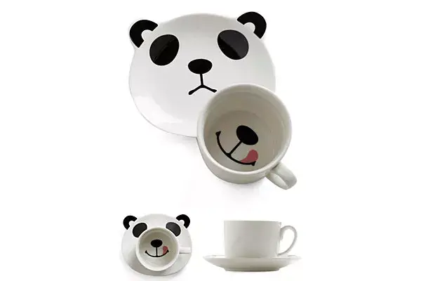 Súper dulce esta taza y plato de oso panda
