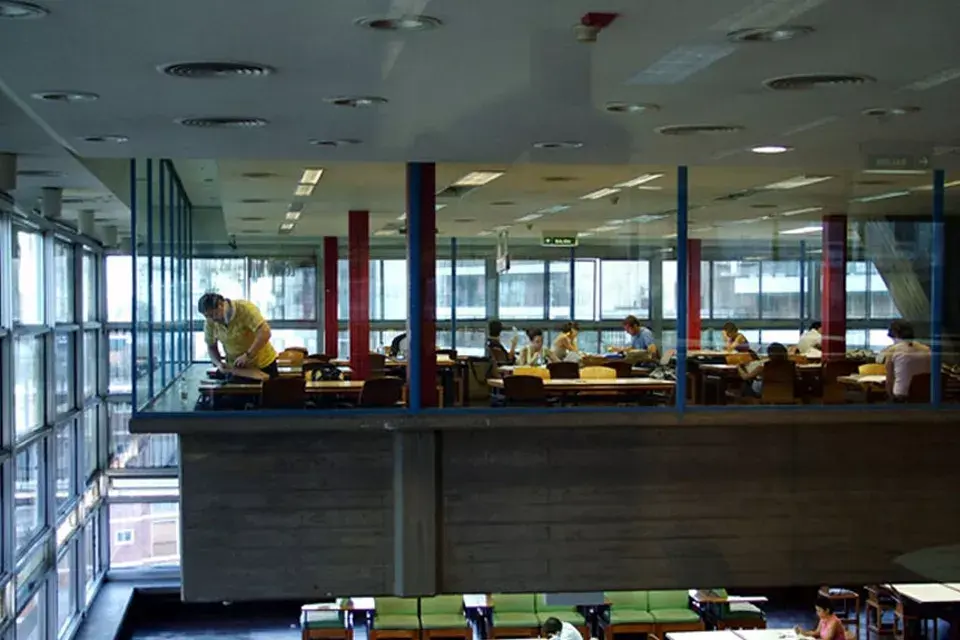 La Biblioteca Nacional tiene espectaculares vistas del Río de la Plata y el barrio La Isla