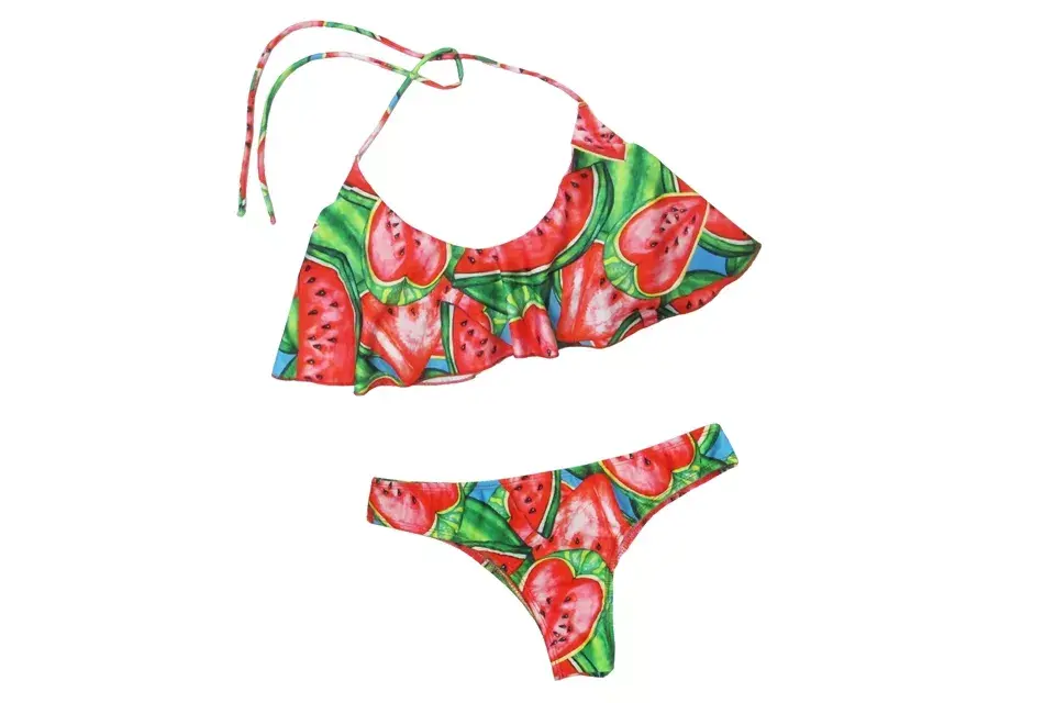 Muy alegr, con sandias y volado en la parte superior (Luz de Mar, $619 y $275)