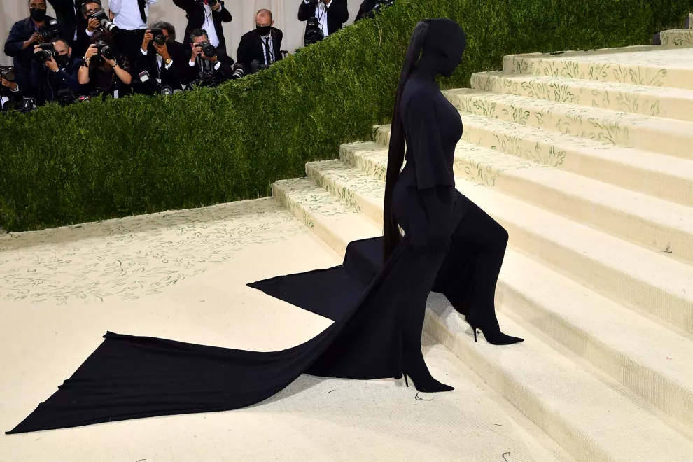-- AFP PICTURES OF THE YEAR 2021 --US socialite Kim Kardashian arrives for the 2021 Met Gala at the Metropolitan Museum of Art on September 13, 2021 in New York. - This year's Met Gala has a distinctively youthful imprint, hosted by singer Billie Eilish, actor Timothee Chalamet, poet Amanda Gorman and tennis star Naomi Osaka, none of them older than 25. The 2021 theme is "In America: A Lexicon of Fashion." (Photo by Angela WEISS / AFP) / AFP PICTURES OF THE YEAR 2021