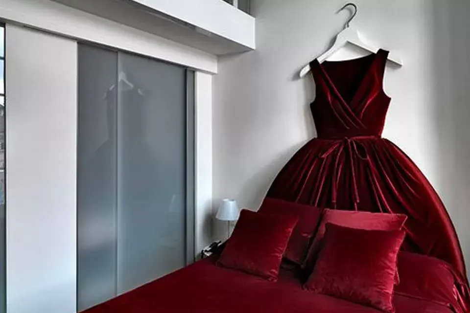 Con su decoración extravagante y sus habitaciones temáticas, Maison Moschino es uno de los hoteles más increíbles del mundo