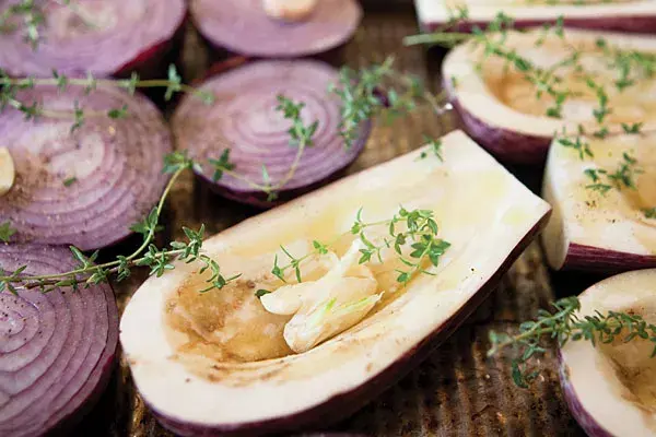 Para darle más sabor, Juliana sugirió que le pusiéramos un toque de brie, y que era más barato si reemplazábamos el mascarpone por queso crema