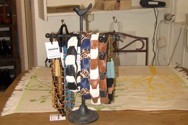 No te podés perder las carteras y los zapatos de esta tienda. ¡Son realmente divinos!