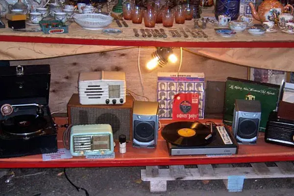 Radios y tocadiscos para pasar buena música