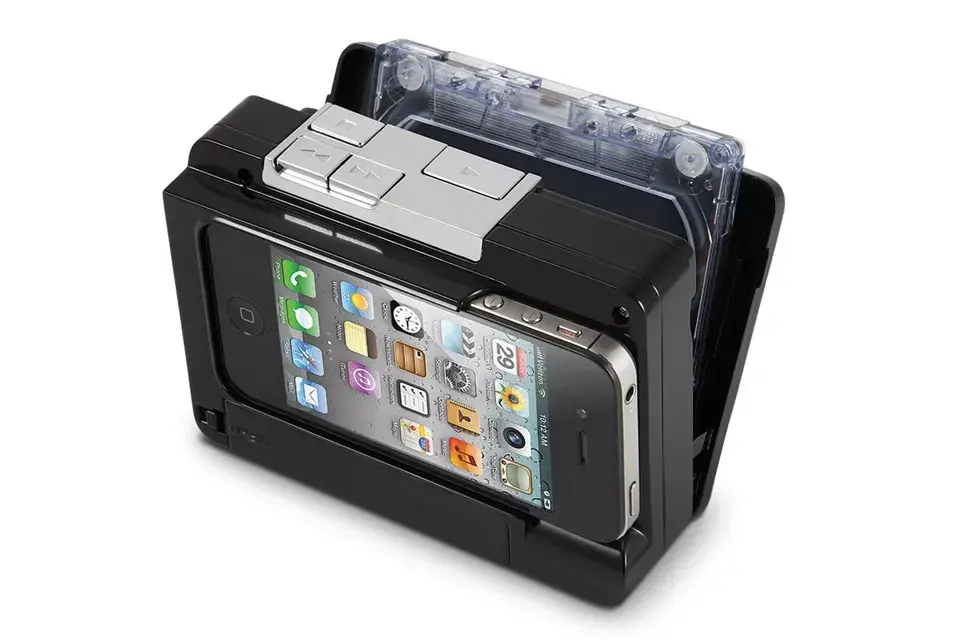Muy útil para los que siguen teniendo sus viejos cassettes guardados: un convertidor de cassette a iPod