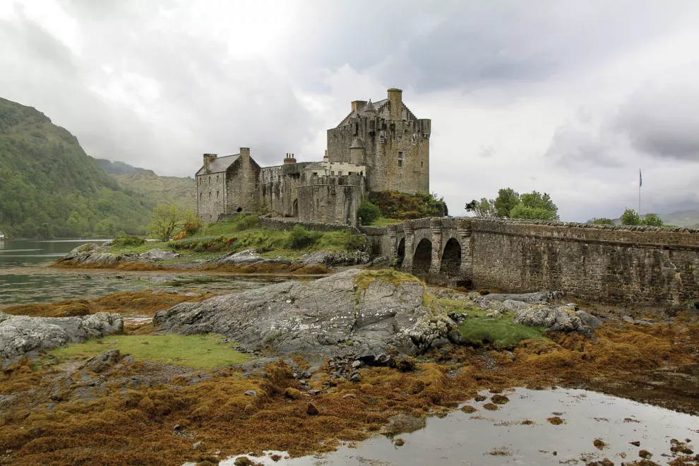 Urquhart, el castillo custodiado por el mítico monstruo del Lago Ness.