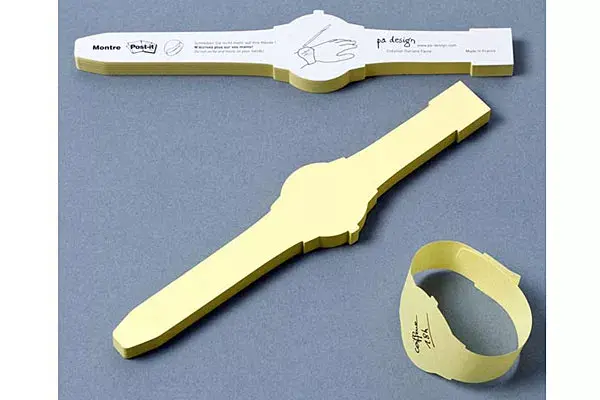 Anotador en forma de reloj, ideal para llevarlo en la muñeca y no perderlo