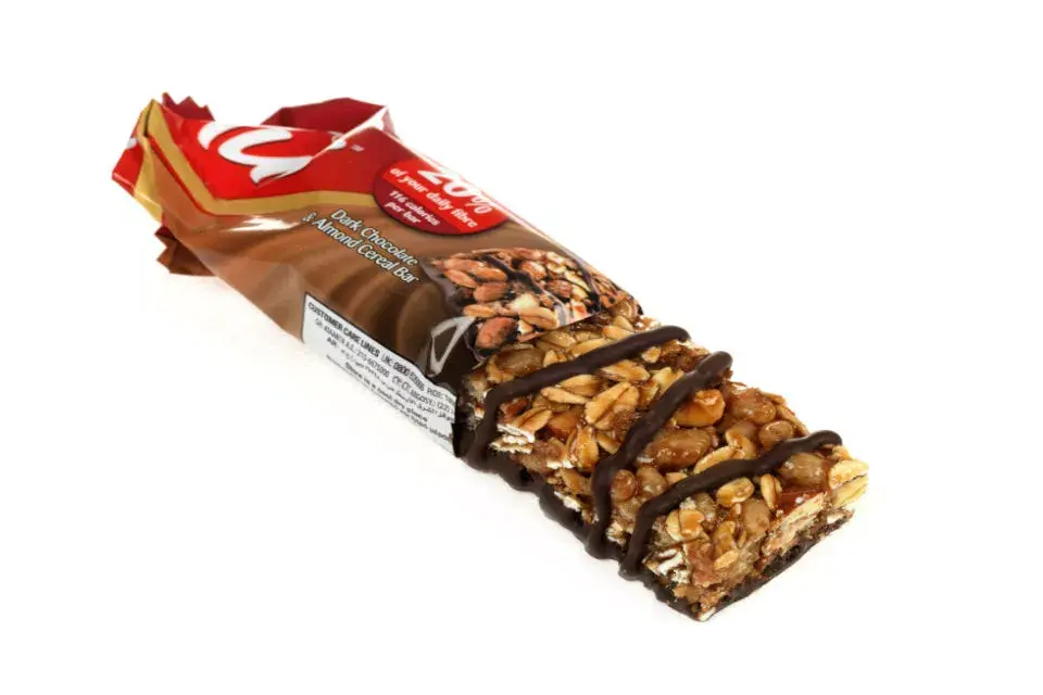 Las barritas también son alimentos ultraprocesados. Es muy fácil y saludable hacerlas en casa.