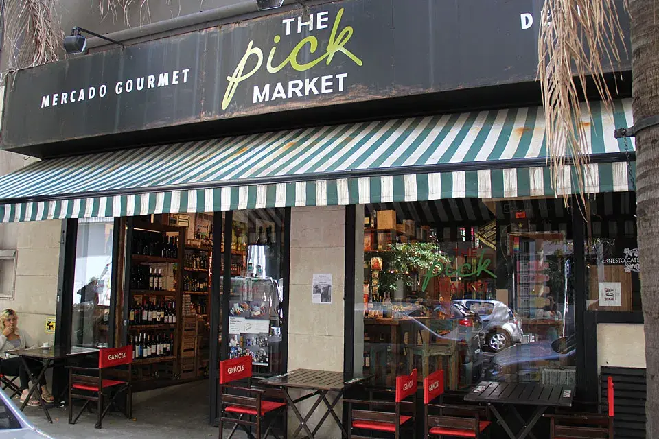 También podés tomar algo en la vereda