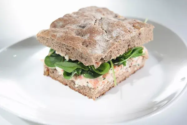 En Smartdeli la comida se clasifica en categorías para el cuidado de la salud