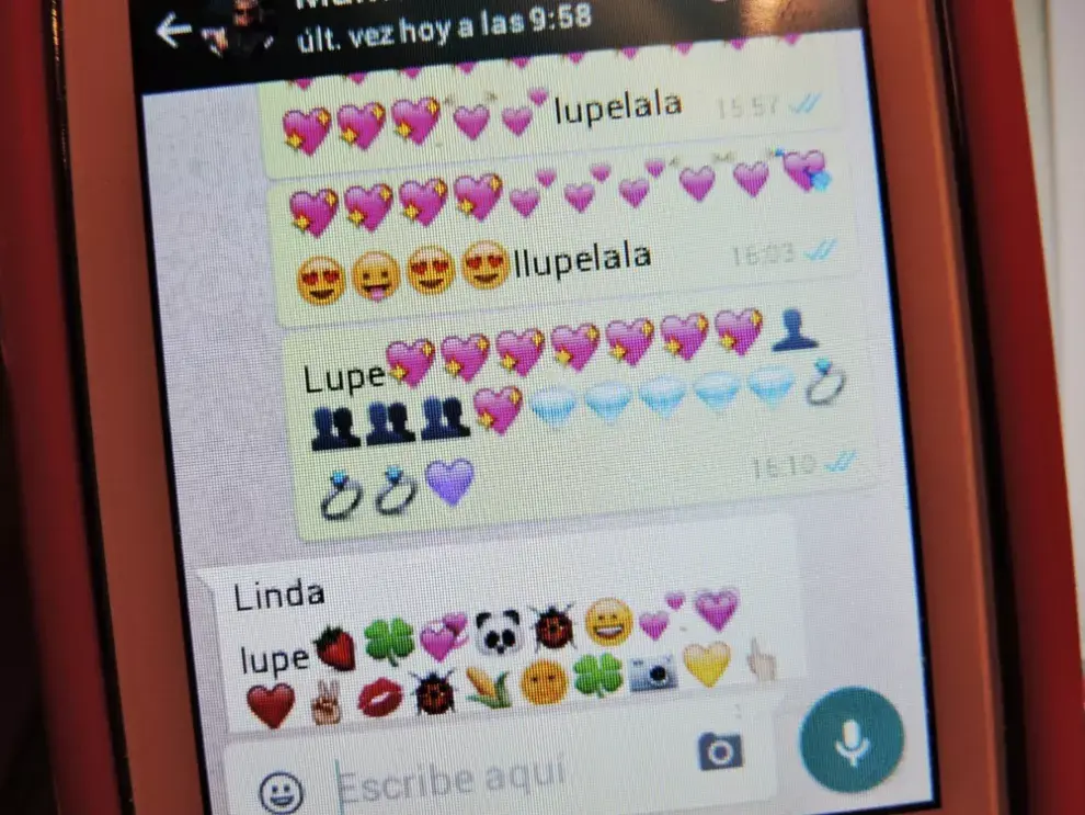 Correspondencia virtual con su abuela Lalá