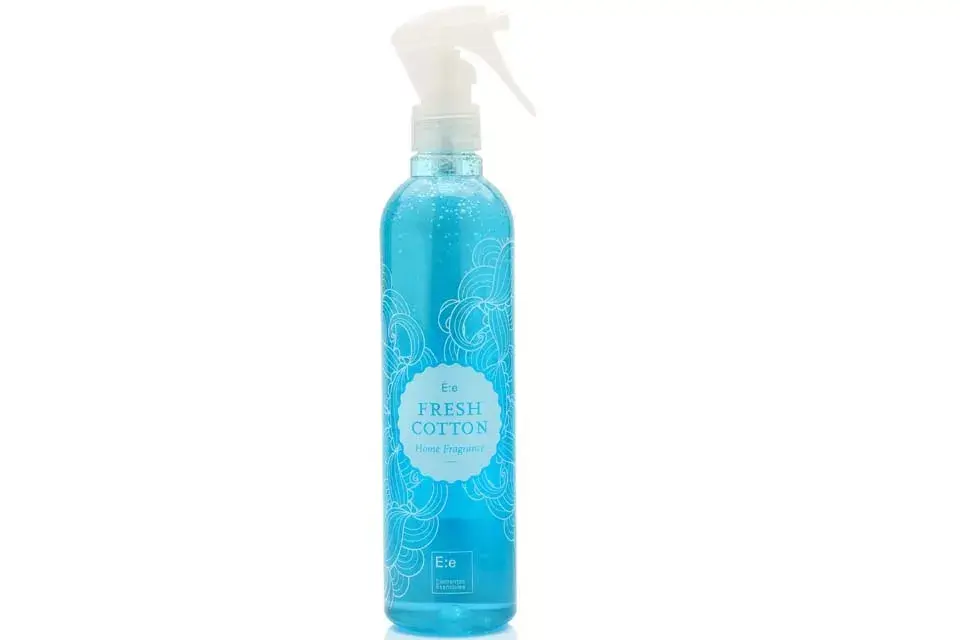 Fresh Cotton. Captura el delicado aroma a limpio de la ropa recién lavada. $ 107, Elementos Esenciales