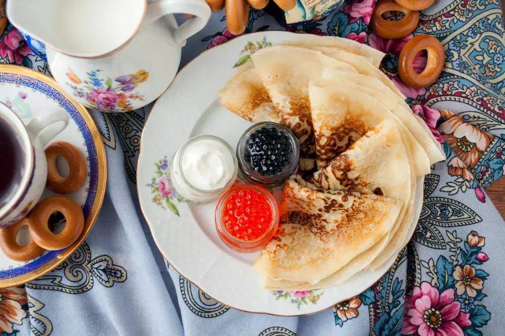 Un plato de blinis es más que accesible